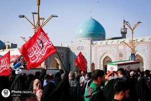 تشییع پیکر 2 شهید حادثه بلوار وکیل&zwnj;آباد مشهد در حرم مطهر رضوی