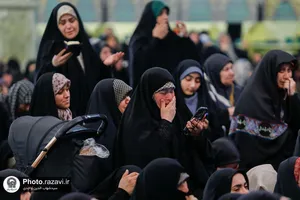 مناجات خوانی دهه آخر ماه مبارک رمضان در حرم مطهر رضوی