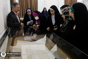 تشرف دانشجویان هنر دانشگاه تهران به حرم مطهر رضوی