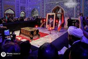 تشرف دانشجویان دانشکده روابط بین&zwnj;الملل وزارت امور خارجه به حرم مطهر رضوی