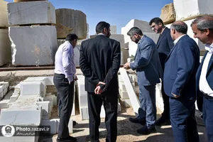 بازدید کارکنان آستان قدس رضوی از منطقه آزاد اقتصادی سرخس
