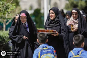 خدمت خادمیاران استان هرمزگان در حرم مطهر رضوی