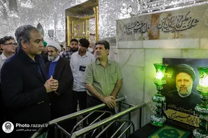 تشرف وزير کشور جمهوری اسلامی پاكستان به حرم مطهر رضوی