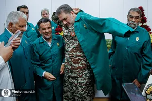 تشرف فرمانده نیروی پدافند هوایی ارتش جمهوری اسلامی ایران به حرم مطهر رضوی