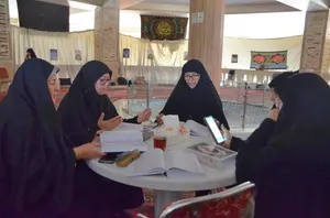 پذیرایی معنوی و اطعام حسینی از زائران اربعین در مرز تمرچین + تصاویر