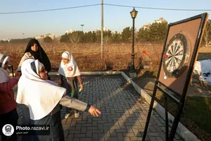 جشن دخترانه در باغ اردوگاه خاتون