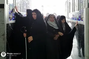 تشرف جمعی از نابینایان به حرم مطهر رضوی