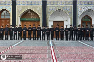 آیین خطبه&zwnj;خوانی خدام بارگاه منور رضوی در نخستین روز خاکسپاری شهید آیت&zwnj;الله رئیسی