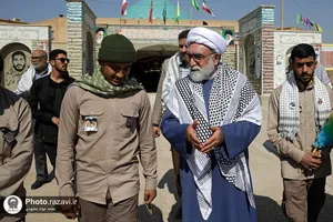 حضور تولیت آستان قدس رضوی در مناطق عملیاتی هشت سال دفاع مقدس