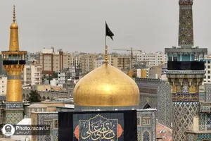 سیاه&zwnj;پوشی حرم مطهر رضوی به مناسبت شهادت حضرت علی(علیه&zwnj;السلام)