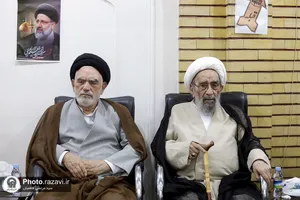 مراسم بزرگداشت شهدای سانحه هوایی رئیس جمهور و هیئت همراه در مشهد