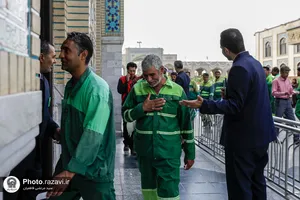 تشرف باغبانان نمونه مشهدالرضا به حرم مطهر رضوی