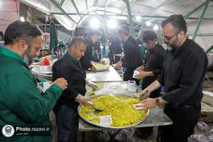 خدمت&zwnj;رسانی موکب آذربایجانی&zwnj;ها به زائرین حضرت رضا(علیه&zwnj;السلام)