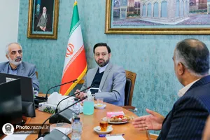 نشست صمیمانه کارکنان مرکز گزینش با قائم&zwnj; مقام تولیت آستان قدس رضوی