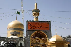 نصب کتیبه&zwnj;های ولادت پیامبر اکرم در حرم مطهر رضوی