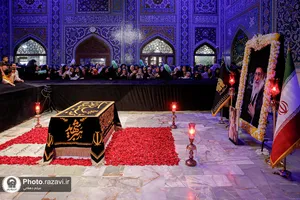 تشرف دانشجویان دانشکده روابط بین&zwnj;الملل وزارت امور خارجه به حرم مطهر رضوی