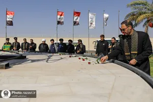 حضور خدام حرم مطهر رضوی در یادمان شهدای مقاومت در بغداد
