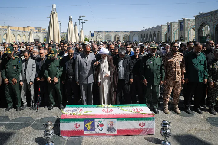 تشییع پیکر فرمانده قرارگاه عملیاتی سجاد سراوان در مشهد
