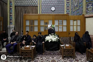 دیدار خانواده شهیدان امیرعبداللهیان و رحمتی با تولیت آستان قدس رضوی