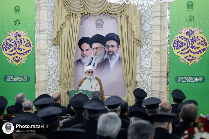 سیره پیامبر اکرم(ص)؛ الگوی خدمت خادمان رضوی به زائران است