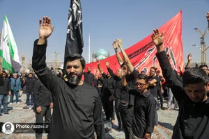 اجتماع بزرگ عزاداران نبوی در صحن پیامبر اعظم(ص) حرم مطهر رضوی