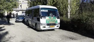 عیادت کاروان «زیر سایه خورشید» از بیماران بیمارستان ولی‌عصر(عج) تویسرکان/گزارش تصویری