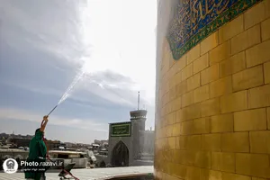 شستشوی گنبد منور حرم امام رضا(علیه&zwnj;السلام)
