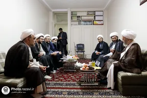 ارائه طرح مدرسه تابستانی دارالعلم در محضر آیت الله سبحانی