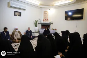 دیدار تولیت آستان قدس رضوی با دختران مرکز شکوه مهر