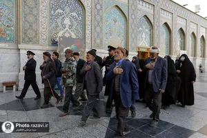 تشرف جمعی از اهالی روستای سیج به حرم مطهر رضوی
