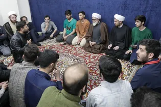 دیدار صمیمی تولیت آستان قدس رضوی با دانشجویان دانشگاه علوم پزشکی مشهد
