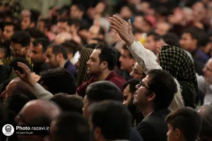 مناجات خوانی سحر&zwnj;گاهی ماه مبارک رمضان در حرم مطهر رضوی