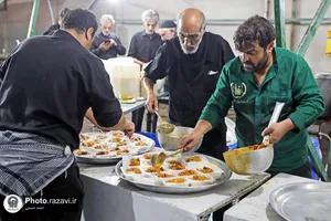 خدمت&zwnj;رسانی موکب آذربایجانی&zwnj;ها به زائرین حضرت رضا(علیه&zwnj;السلام)