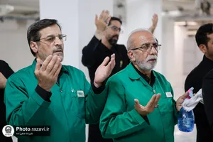 غبارروبی مزار شهدای عاشورایی حرم مطهر رضوی