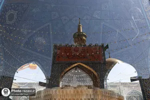 نصب کتیبه&zwnj;های ولادت پیامبر اکرم در حرم مطهر رضوی