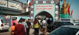 مستند خادمان حریم، هم‌قدم زائران پیاده