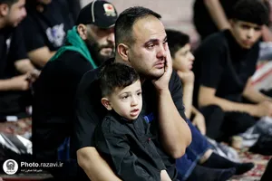 آیین شام غریبان امام حسین علیه&zwnj;السلام با حضور زائرین غیر ایرانی
