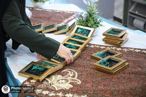حضور خدام حرم مطهر رضوی در آسایشگاه جانبازان