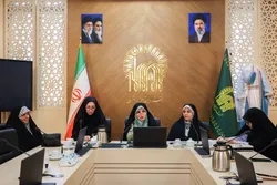 بررسی الزامات گسترش نشست‌های ادبی خوانش متون در کتابخانه‌ها در کارگاه آموزشی کتابخانه مرکزی آستان قدس رضوی