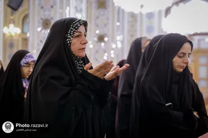 &laquo;قرار عاشقی&raquo; هنرمندان خراسان رضوی در حرم مطهر رضوی