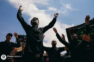 عزاداری روز عاشورای حسینی در حرم مطهر رضوی