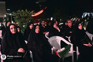 عزاداری شب تاسوعای حسینی در اجتماع مردمی میدان جانباز مشهد