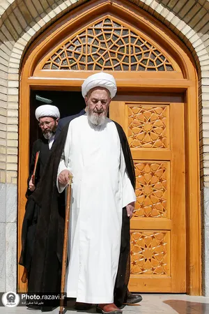 حضور آیت&zwnj;الله&zwnj;العظمی سبحانی در مدرسه دارالعلم