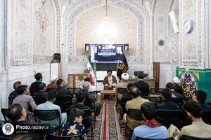 گردهمایی &laquo;سفیر نور&raquo; در حرم مطهر رضوی