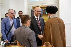 بازدید رئیس کتابخانه غازی خسروبیک از موسسات فرهنگی آستان قدس رضوی