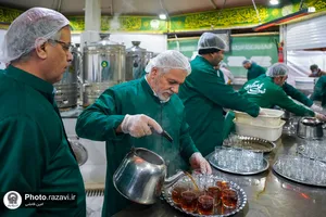 حضور هیئت عشاق الحسن شاهچراغ در چایخانه حضرت