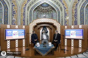 نقد و بررسی کتاب &laquo;خار و میخک&raquo;