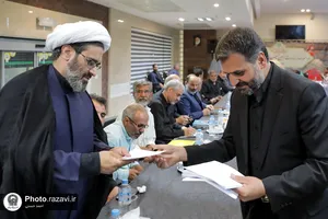 مراسم اهداء نذورات اربعین حسینی به موکب داران
