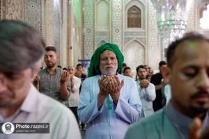 اقامه نماز عید سعید قربان در حرم مطهر رضوی-١