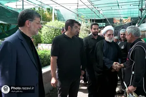 حضور رئیس قوه قضائیه در مواکب اطراف حرم مطهر رضوی